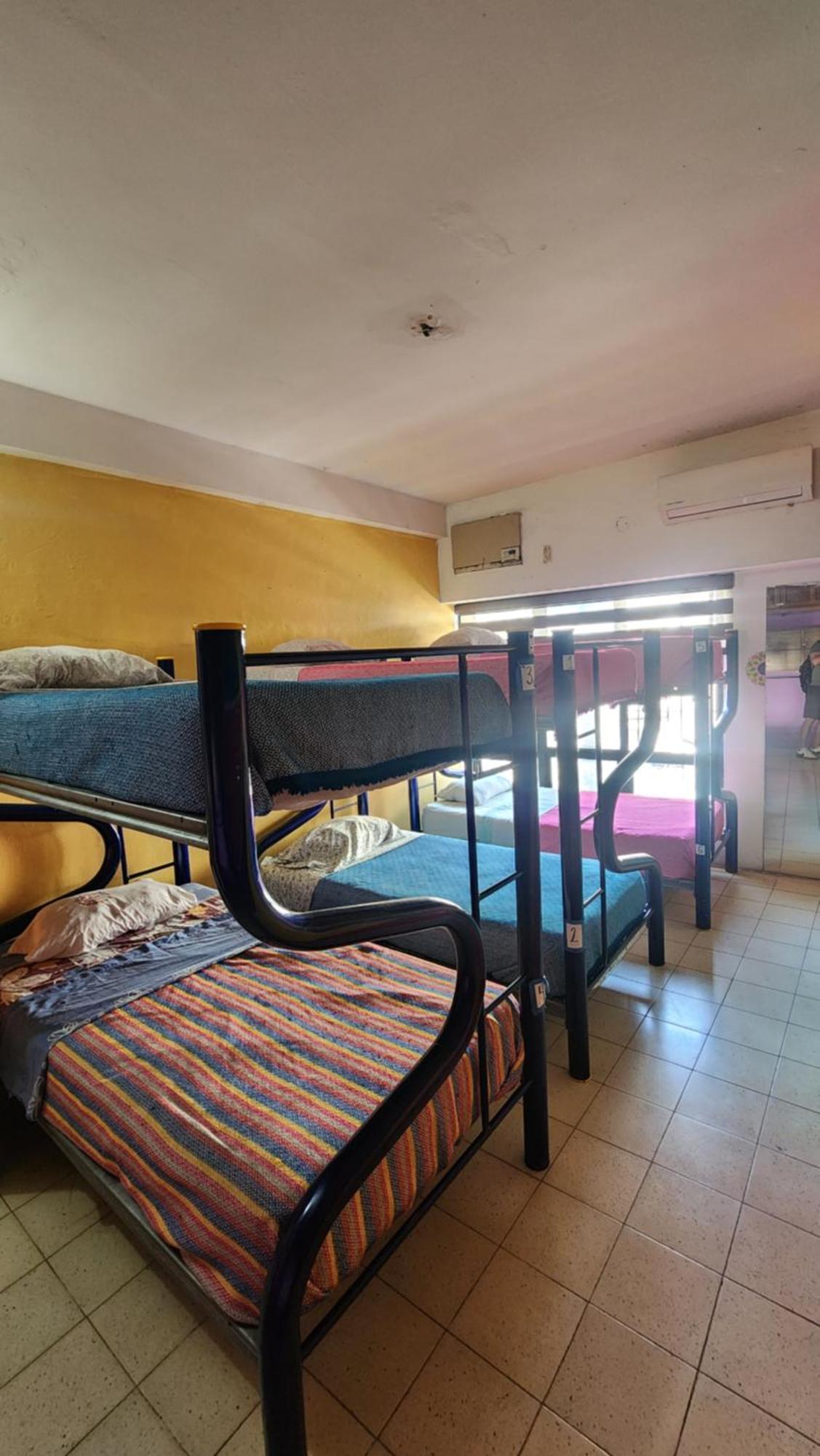 Hostel Vallarta (Adults Only) Puerto Vallarta Ngoại thất bức ảnh