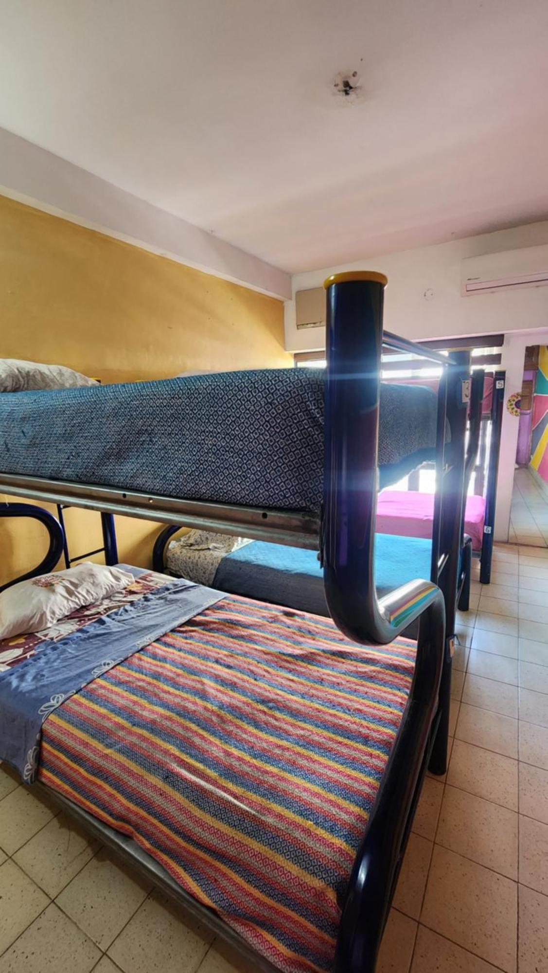 Hostel Vallarta (Adults Only) Puerto Vallarta Ngoại thất bức ảnh
